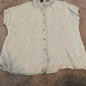 Chambray short sleeve shirt